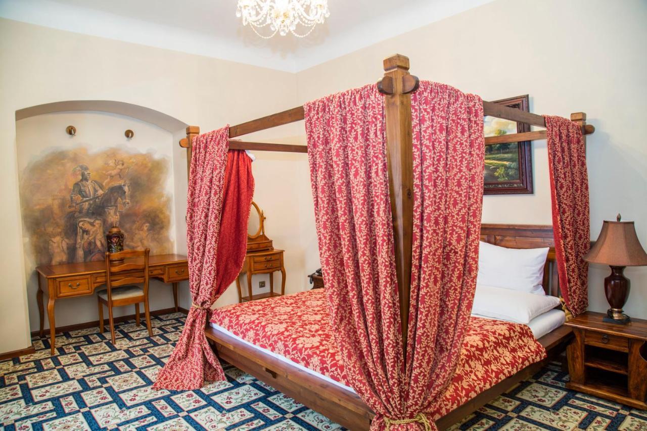 Chateau Zbiroh Экстерьер фото