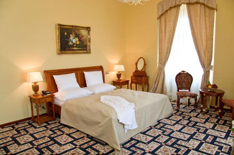 Chateau Zbiroh Экстерьер фото