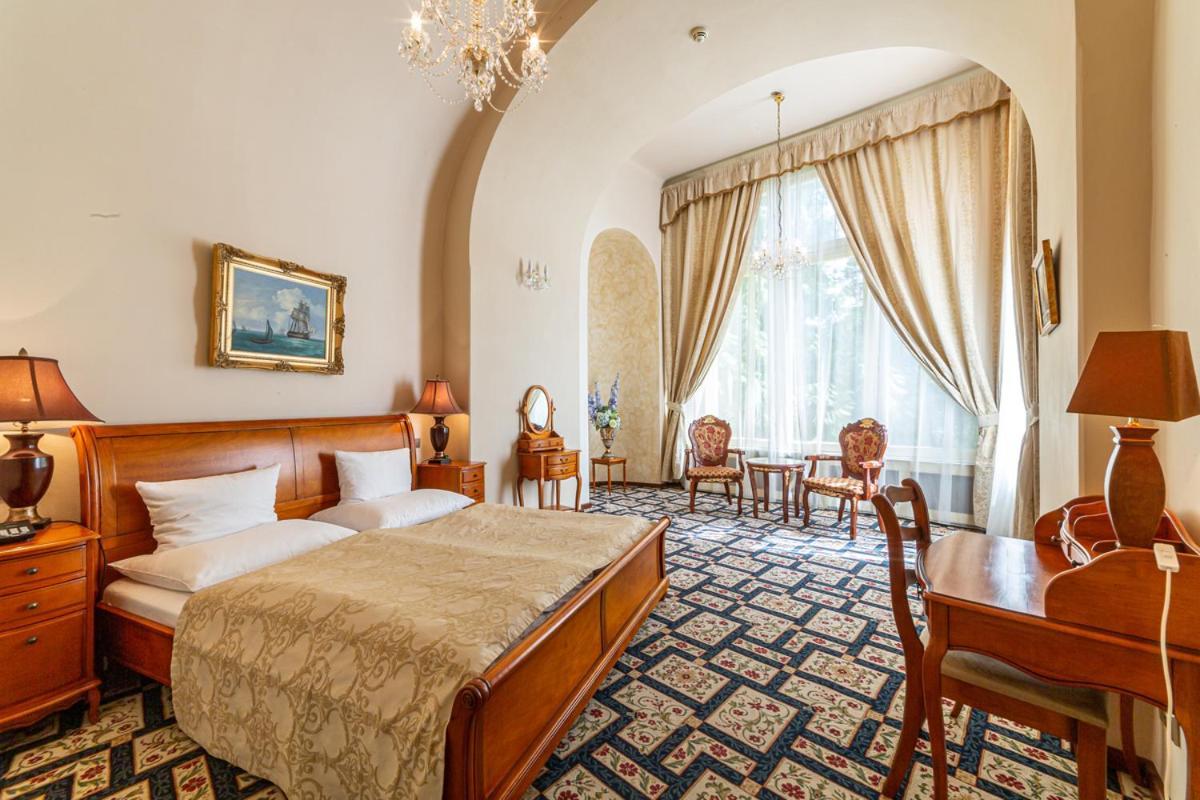 Chateau Zbiroh Экстерьер фото