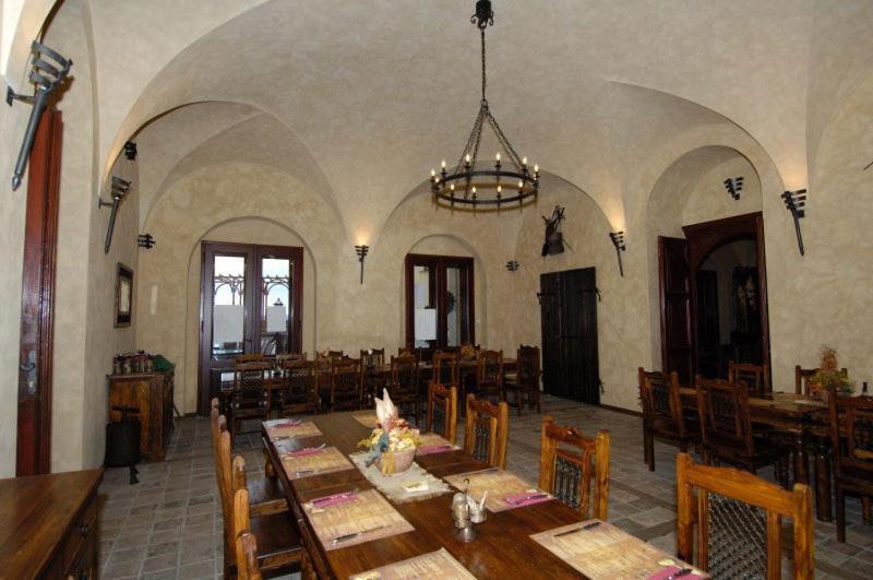 Chateau Zbiroh Экстерьер фото